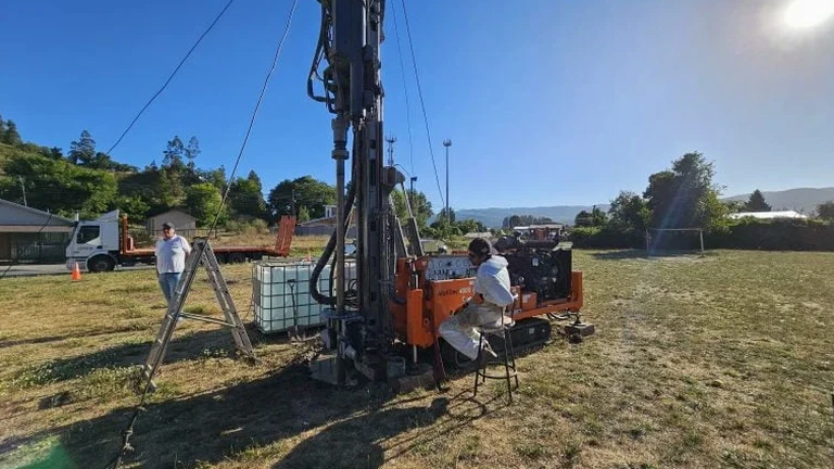 Análise de liquefação de solos em Brasília: avaliação em areias finas do Cerrado